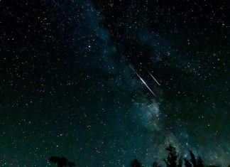 Plane crash meteor shower, what actually happened? Plane crash meteor shower, what actually happened?