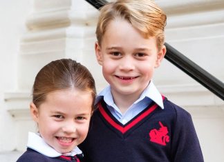 See Princess Charlotte’s First Day of School Portrait (official photo) See Princess Charlotte's First Day of School Portrait (official photo)