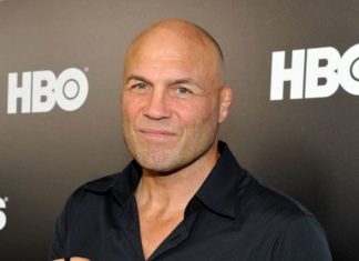 Randy Couture Breaks Silence After Heart Attack, Report Randy Couture Breaks Silence After Heart Attack, Report