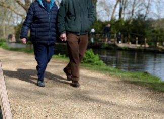 Coronavirus UK Update: london parks closing Coronavirus UK Update: london parks closing