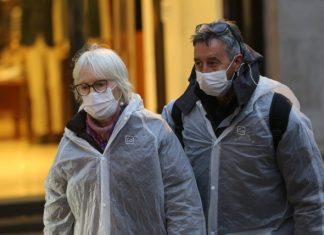 Coronavirus latest: Sixth person dies in UK Coronavirus latest: Sixth person dies in UK