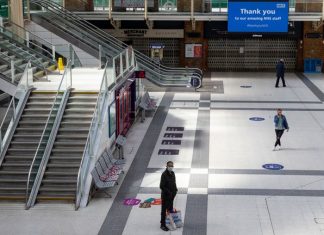 COVID-19: UK lockdown expected to continue despite ‘positive signs’ COVID-19: UK lockdown expected to continue despite 'positive signs'