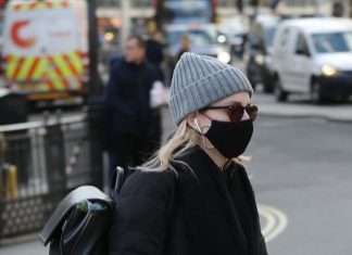 Coronavirus UK Update: No 10 insists UK on course for 100,000 tests a day Coronavirus UK Update: No 10 insists UK on course for 100,000 tests a day