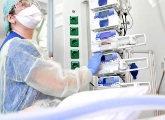 Coronavirus UK Update: Two more deaths of patients with Covid-19 Coronavirus UK Update: Two more deaths of patients with Covid-19