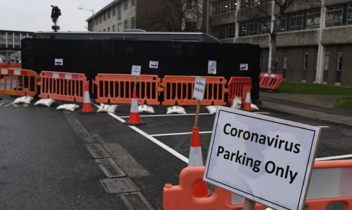 Coronavirus UK Update: death toll near 9,000 after 866 fatalities