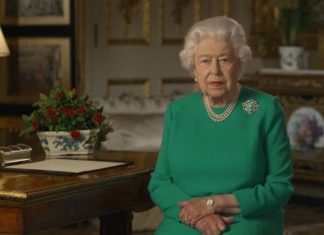 Queen Elizabeth cancels birthday gun salutes for first time, Report Queen Elizabeth cancels birthday gun salutes for first time, Report