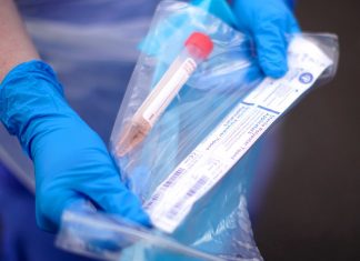 UK: New COVID-19 test ‘takes just 20 minutes and is weeks away’ UK: New COVID-19 test 'takes just 20 minutes and is weeks away'