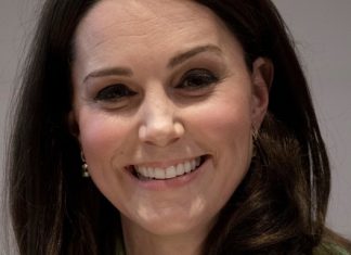 Duchess Kate launches photo project to show how families cope in lockdown Duchess Kate launches photo project to show how families cope in lockdown