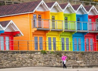 Extra UK bank holiday for October could be considered, Report Extra UK bank holiday for October could be considered, Report