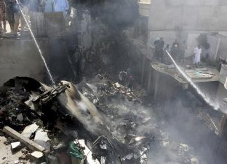 Pakistan plane crash kills 97, two survivors Pakistan plane crash kills 97, two survivors