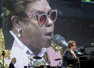 Elton John lays off staff after taking massive financial hit, Report Elton John lays off staff after taking massive financial hit, Report