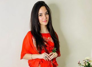 Siya Kakkar, TikTok Star dies By Suicide At Just 16 Siya Kakkar, TikTok Star dies By Suicide At Just 16