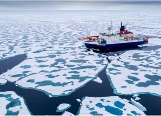 Arctic sea-ice shrinks to near record low extent (Study) Arctic sea-ice shrinks to near record low extent (Study)