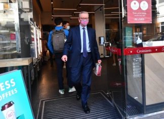 Michael Gove to hold hastily arranged Brexit talks with EU, Report Michael Gove to hold hastily arranged Brexit talks with EU, Report