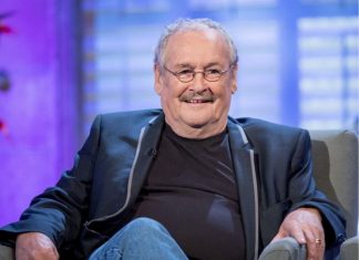 Coronavirus UK Updates: Bobby Ball dies after testing positive for Covid-19 Coronavirus UK Updates: Bobby Ball dies after testing positive for Covid-19