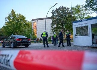 Germany: Anti-Semitic attack at Hamburg synagogue, Report Germany: Anti-Semitic attack at Hamburg synagogue, Report