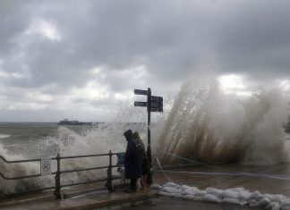 UK weather: Storm Alex brings power cuts, flood warnings (Report) UK weather: Storm Alex brings power cuts, flood warnings (Report)