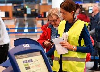 Coronavirus UK Updates: Policing lockdown has ‘stretched’ police resources Coronavirus UK Updates: Policing lockdown has 'stretched' police resources