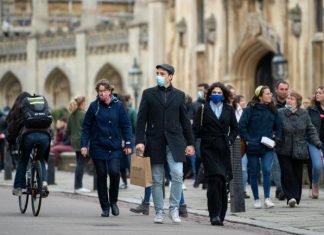 Students given six-day ‘travel window’ to get home in time for Christmas, Report Students given six-day ‘travel window’ to get home in time for Christmas, Report