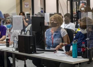 US Election Results 2020 LIVE: Biden’s lead dwindles in Arizona, but the math still doesn’t favor Trump US Election Results 2020 LIVE: Biden’s lead dwindles in Arizona, but the math still doesn’t favor Trump