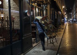 Coronavirus UK Updates: Tier 4 ‘may not be enough to contain Covid mutations’ Coronavirus UK Updates: Tier 4 'may not be enough to contain Covid mutations'