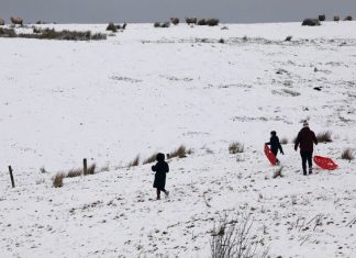 UK weather Update: Met Office issues warning as snow and ice forecast this weekend UK weather Update: Met Office issues warning as snow and ice forecast this weekend