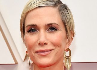 Kristen Wiig confirms marriage to beau Avi Rothman Kristen Wiig confirms marriage to beau Avi Rothman