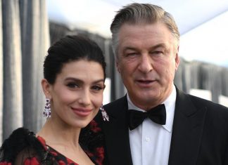 Star Alec Baldwin deletes Twitter after Gillian Anderson ‘accent’ comment Star Alec Baldwin deletes Twitter after Gillian Anderson ‘accent’ comment