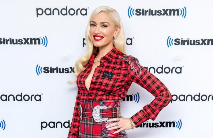 Star Gwen Stefani Admits She’s ‘Kind Of Obsessed With How I’m Aging’