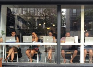 The Internet brings people into big cities, says study The Internet brings people into big cities, says study