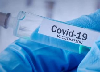 CVS, Albertsons, Walgreens – Schedule Appointments: Pharmacies Extending Friday Hours CVS, Albertsons, Walgreens - Schedule Appointments: Pharmacies Extending Friday Hours