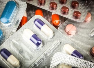 Researchers discover how bacteria use liquid protein droplets to overcome stress Researchers discover how bacteria use liquid protein droplets to overcome stress