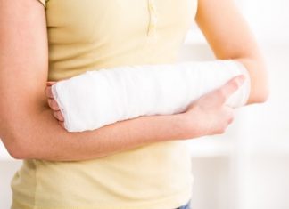 Postmenopausal wrist fracture may predict more serious fractures Postmenopausal wrist fracture may predict more serious fractures