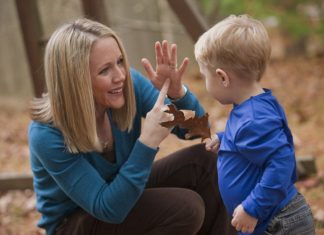 Sign language to help babies communicate before verbal language emerges Sign language to help babies communicate before verbal language emerges