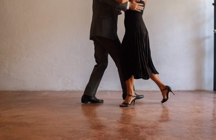 Tango dancing can help patients with Parkinson's disease