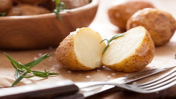 Does eating potato harm pregnant women?