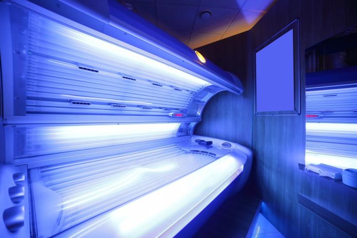 Indoor tanning linked to eating disorders in adolescents