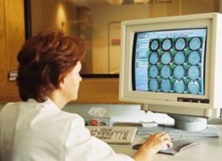 Falls cause of most head injuries in young children Falls cause of most head injuries in young children