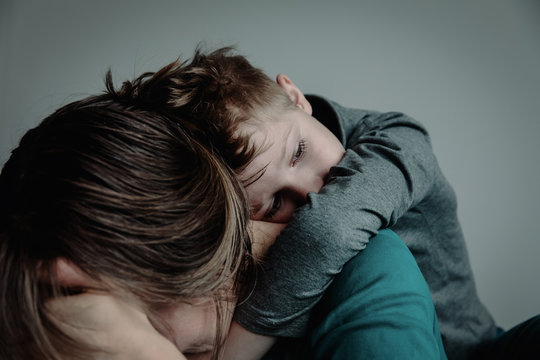 Risky health behavior more likely in children whose moms are depressed