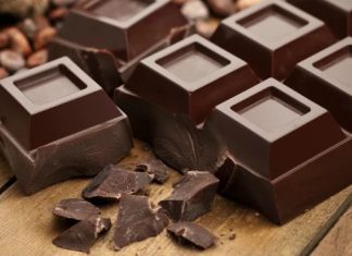 Chocolate may lower risk of stroke and heart disease Chocolate may lower risk of stroke and heart disease