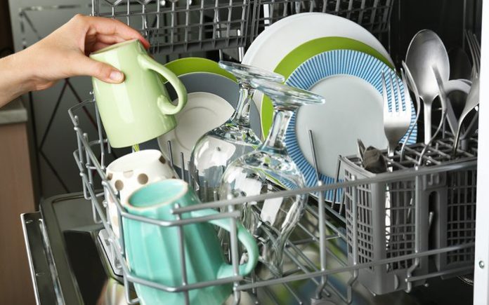 Hand wash your dishes and reduce childhood allergies