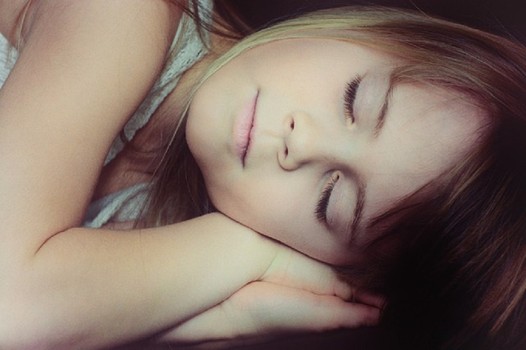 Study: Sleep loss undermines normal emotional responses