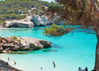 10 romantic destinations for your anniversary trip within a 3-hour flight from London Heathrow 10 romantic destinations for your anniversary trip within a 3-hour flight from London Heathrow