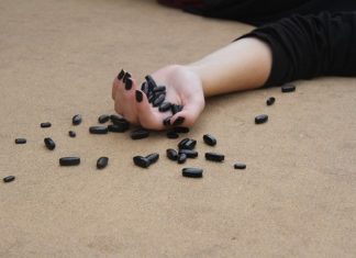 A California doctor was sentenced to prison for drug overdose deaths of patients A California doctor was sentenced to prison for drug overdose deaths of patients