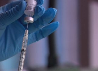 Walgreens COVID Vaccine/ Scheduling 2023: Spring Booster shot for seniors Walgreens COVID Vaccine/ Scheduling 2023: Spring Booster shot for seniors