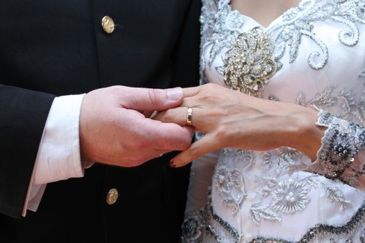 Marriage may boost odds of surviving cancer