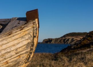 Compose a folk song about legendary adventures on the high seas Compose a folk song about legendary adventures on the high seas