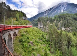 Where are some of the most scenic train rides with panoramic views Where are some of the most scenic train rides with panoramic views